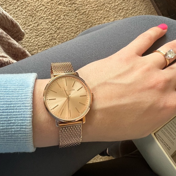 Michael Kors Rose Gold Mesh Watch - Picture 5 of 11